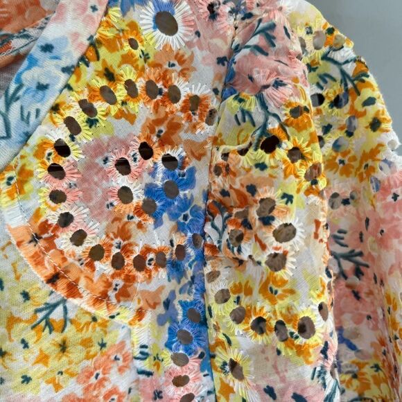 NWT Ann Taylor LOFT 🌸🌼 Floral Cotton Flutter Sleeve -Tee Shirt Size Medium - Picture 8 of 14
